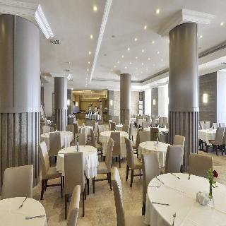 Hotel Adakule