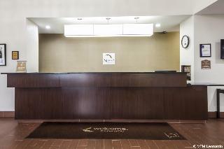 Hotel Sleep Inn & Suites