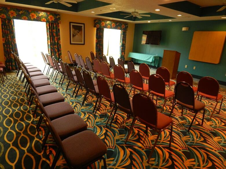 Hotel Comfort Suites