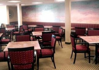 Hotel Comfort Suites Airport