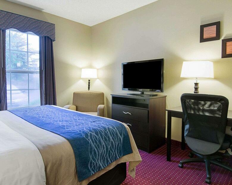 Hotel Comfort Inn West