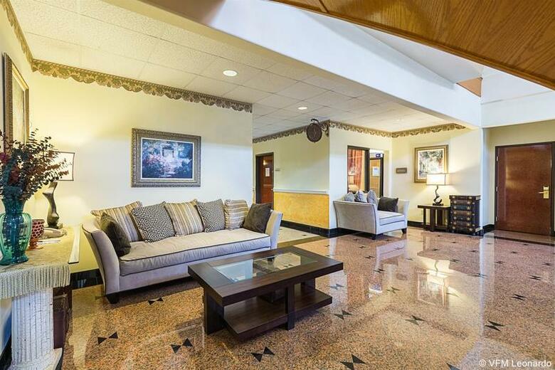 Hotel Comfort Suites