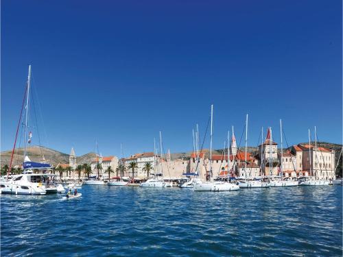 Apartment Trogir With Sea View 04