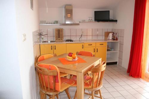 Apartment Okrug Gornji 11634a