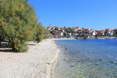 Apartment Seget Vranjica 7559b