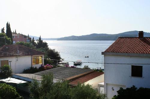 Apartment Seget Vranjica 975a