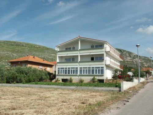 Apartment Seget Donji 2041d