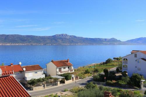 Apartment Slatine 9433b