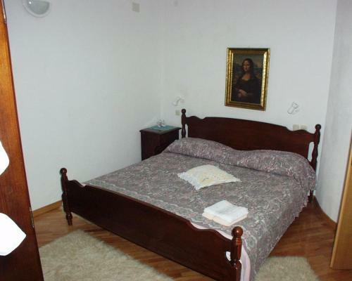 Apartment Slatine 460a