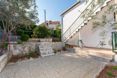 Apartment Slatine 1126b