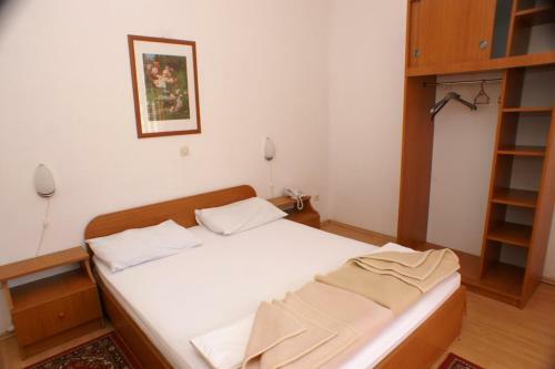 Apartment Trpanj 3162a