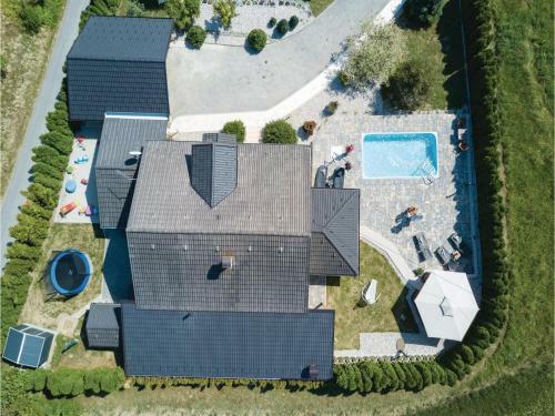 Four-bedroom Holiday Home In Tuheljske Toplice