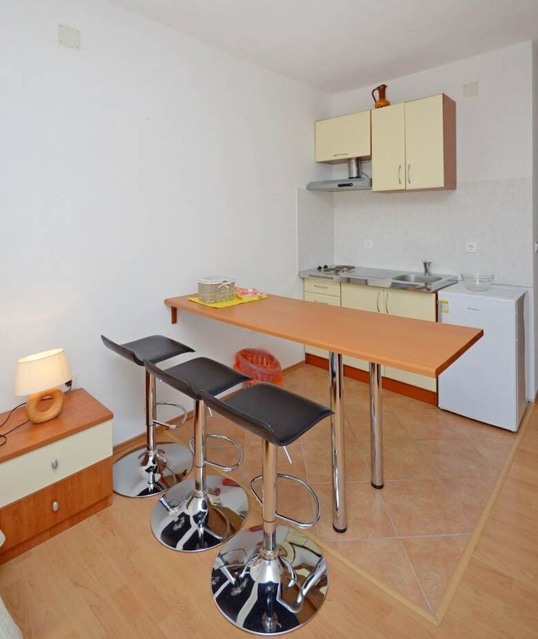 Apartments Luka