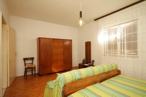 Apartment Ugljan 8264a