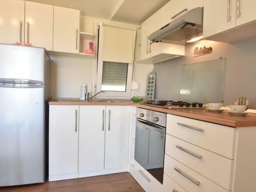 Spacious Holiday Home In Trilj With Swimming Pool