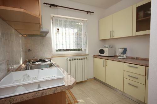 Apartments With A Parking Space Valica (umag) - 7122