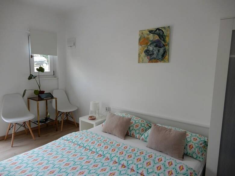 Bed & Breakfast Lav