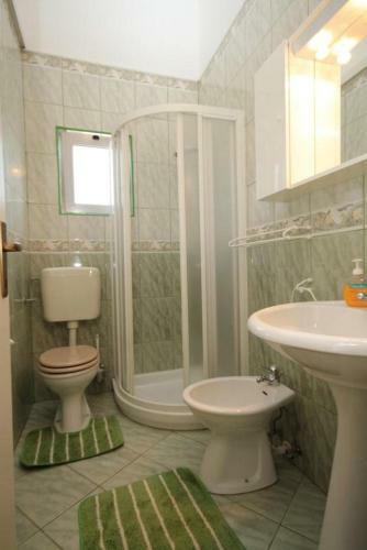 Hostal Double Room Babici 3046a