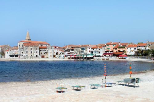 Apartments With A Parking Space Finida (umag) - 7160