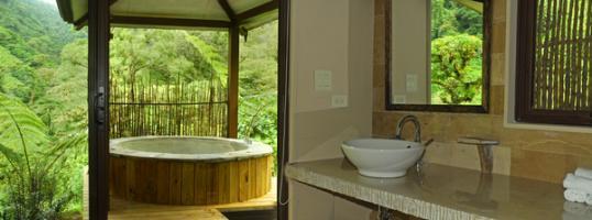 Hotel El Silencio Lodge - Bajos Del Toro