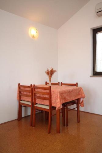 Apartments With A Parking Space Umag - 7171