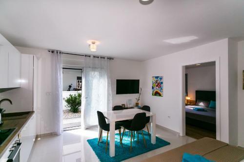 Apartments Mato
