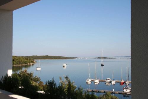 Holiday Home Veli Rat (3556)