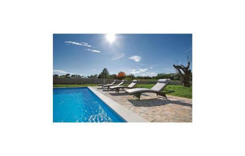 Holiday Home Labin Becici