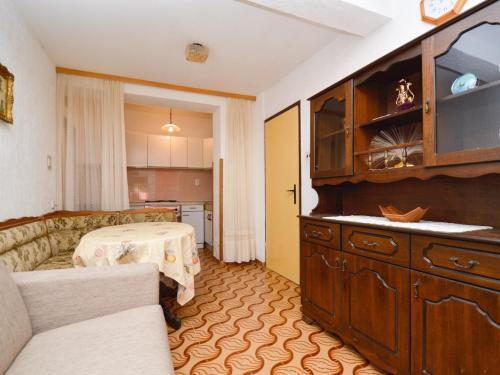 One-bedroom Apartment In Pula VI