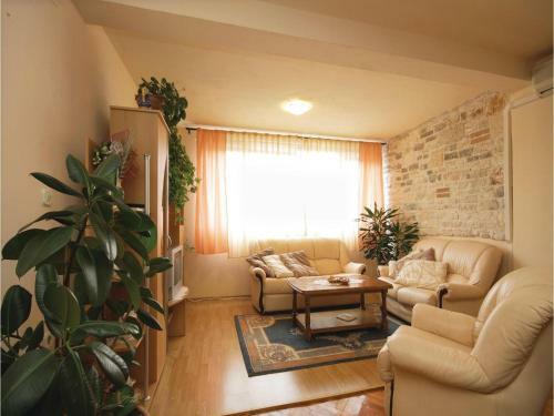 Apartment Mardeganijeva III
