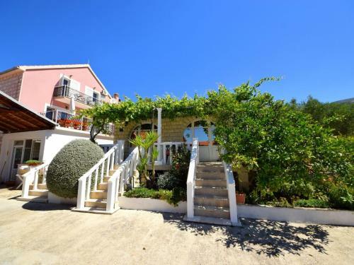 Apartment Balota - More�ka.3