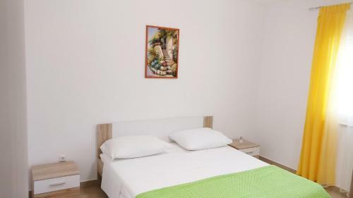 Apartments With A Parking Space Vinisce (trogir) - 12676