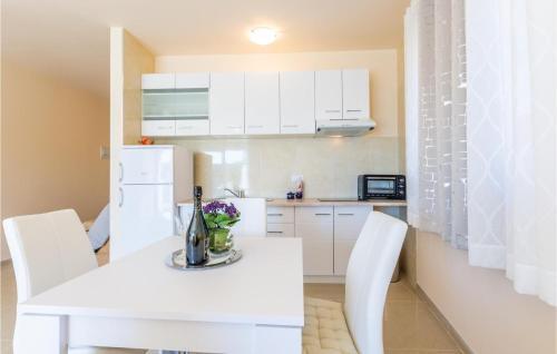 0-bedroom Apartment In Vinisce