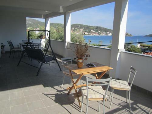 Apartments Deni