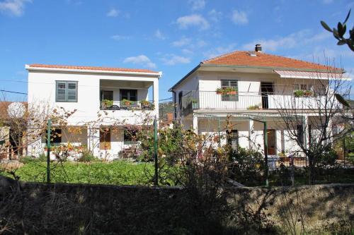 Apartment Vinisce 5946b