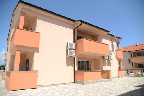 Apartments Villa Lucky