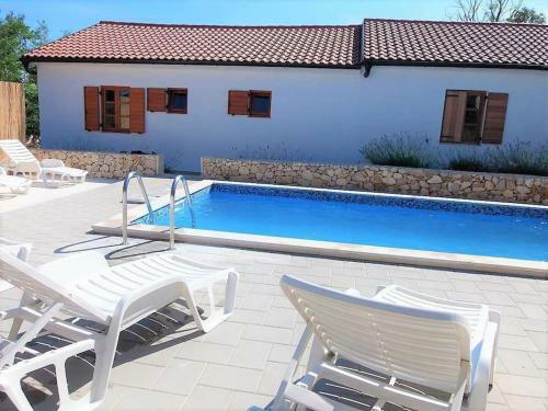Apartment Vir 13569b