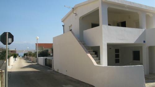 Apartment Vir 12707b