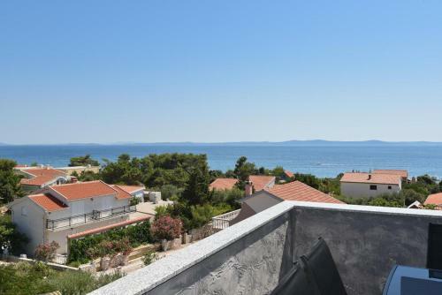 Apartamentos Crowonder Luxury Vir