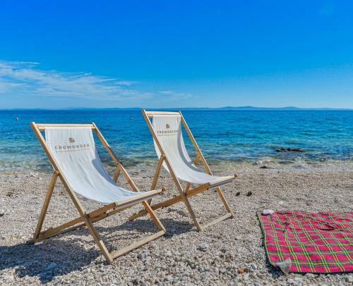 Apartamentos Crowonder Luxury Vir