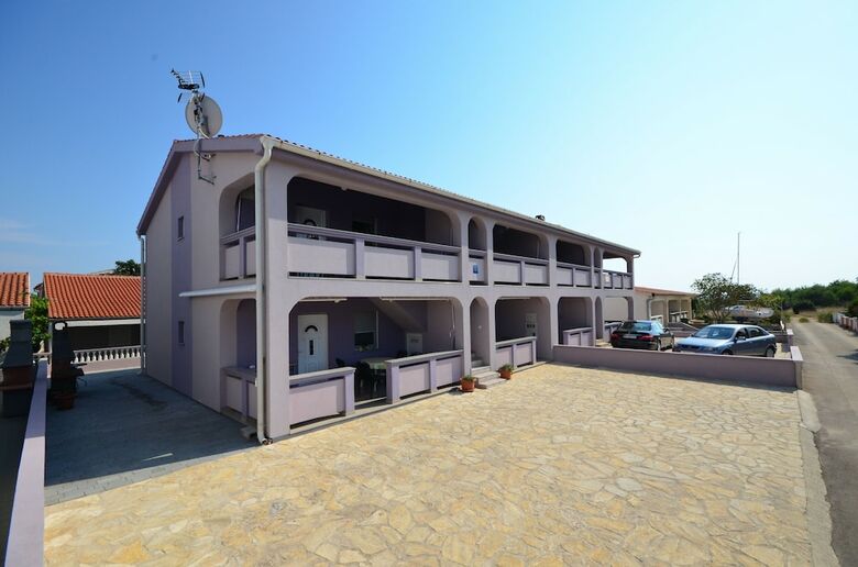 Apartments Brandis