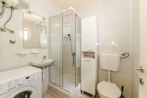 Apartments Jakovljevi?