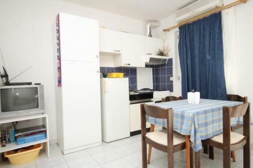 Apartments With A Parking Space Vis - 8938