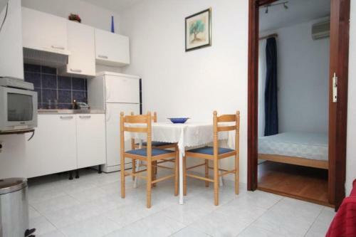 Apartments With A Parking Space Vis - 8938