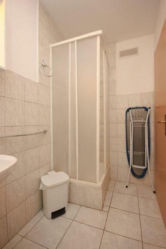 Apartments With A Parking Space Vis - 8448
