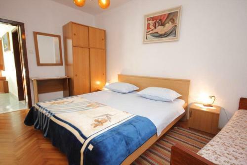 Apartment Vis 8534b