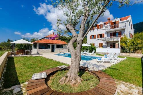 Holiday Home Luce