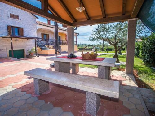 Casa Bella 1