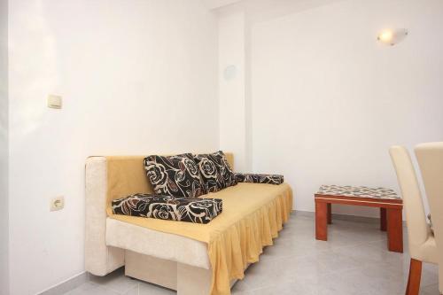 Apartments With A Parking Space Vlasici (Pag) - 9324