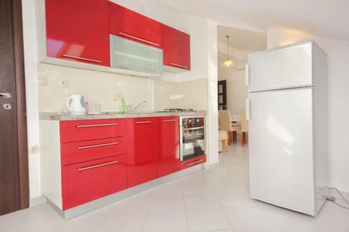 Apartments With A Parking Space Vlasici (Pag) - 9324